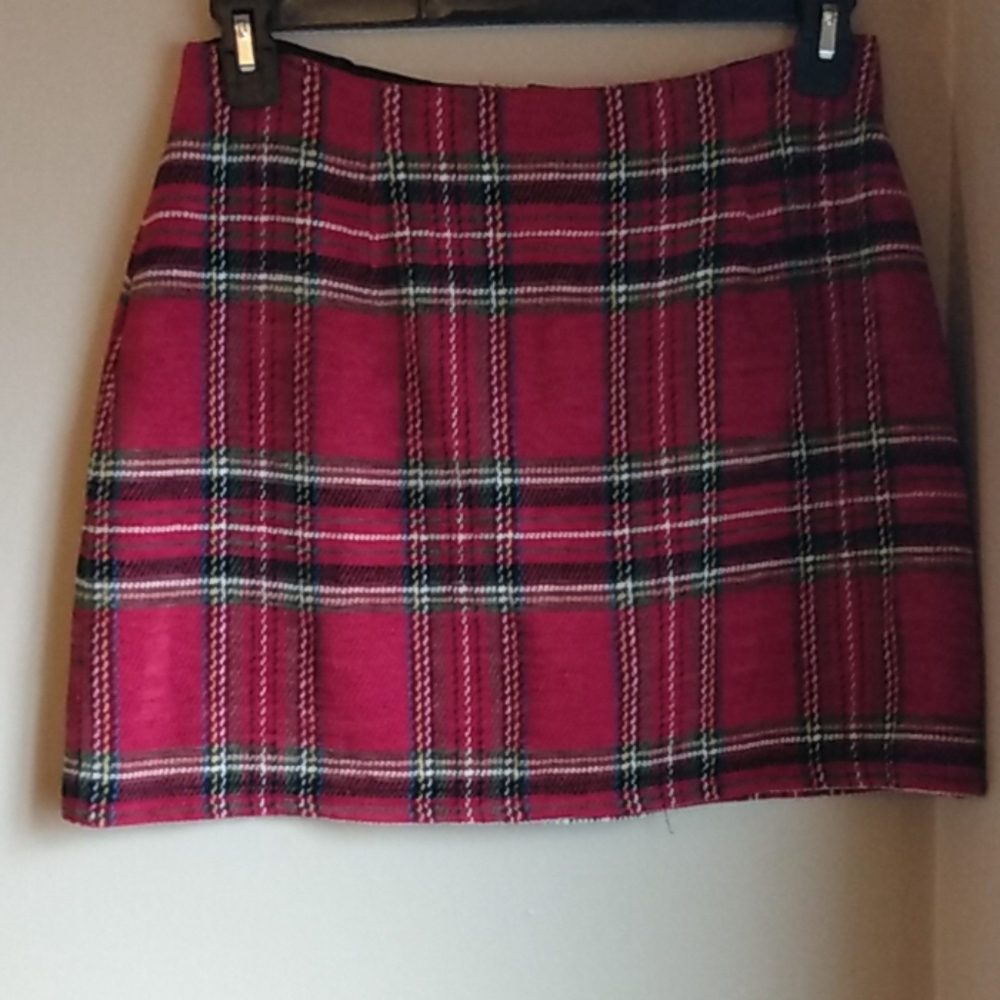 Carole Little Sport plaid Skirt.